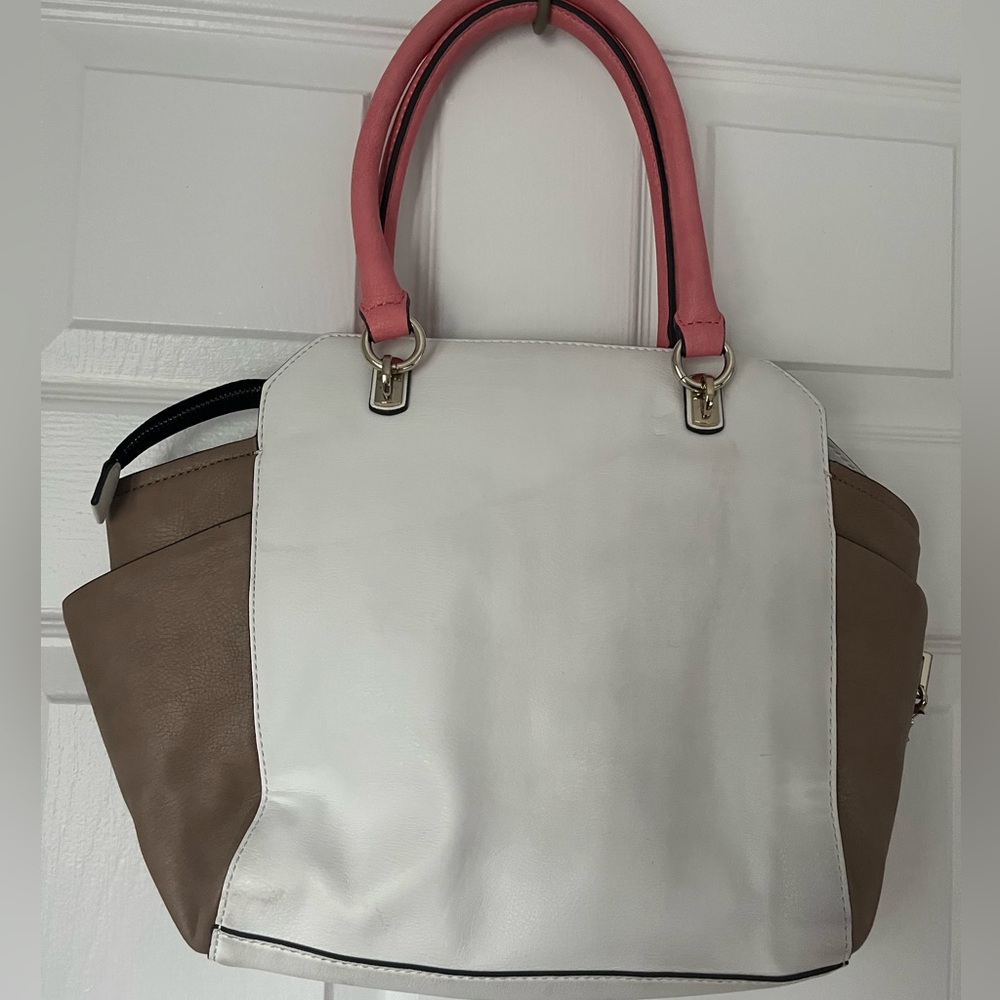 GUESS Shoulder Bag - Picture 6 of 12